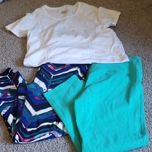 Bundle of two capris